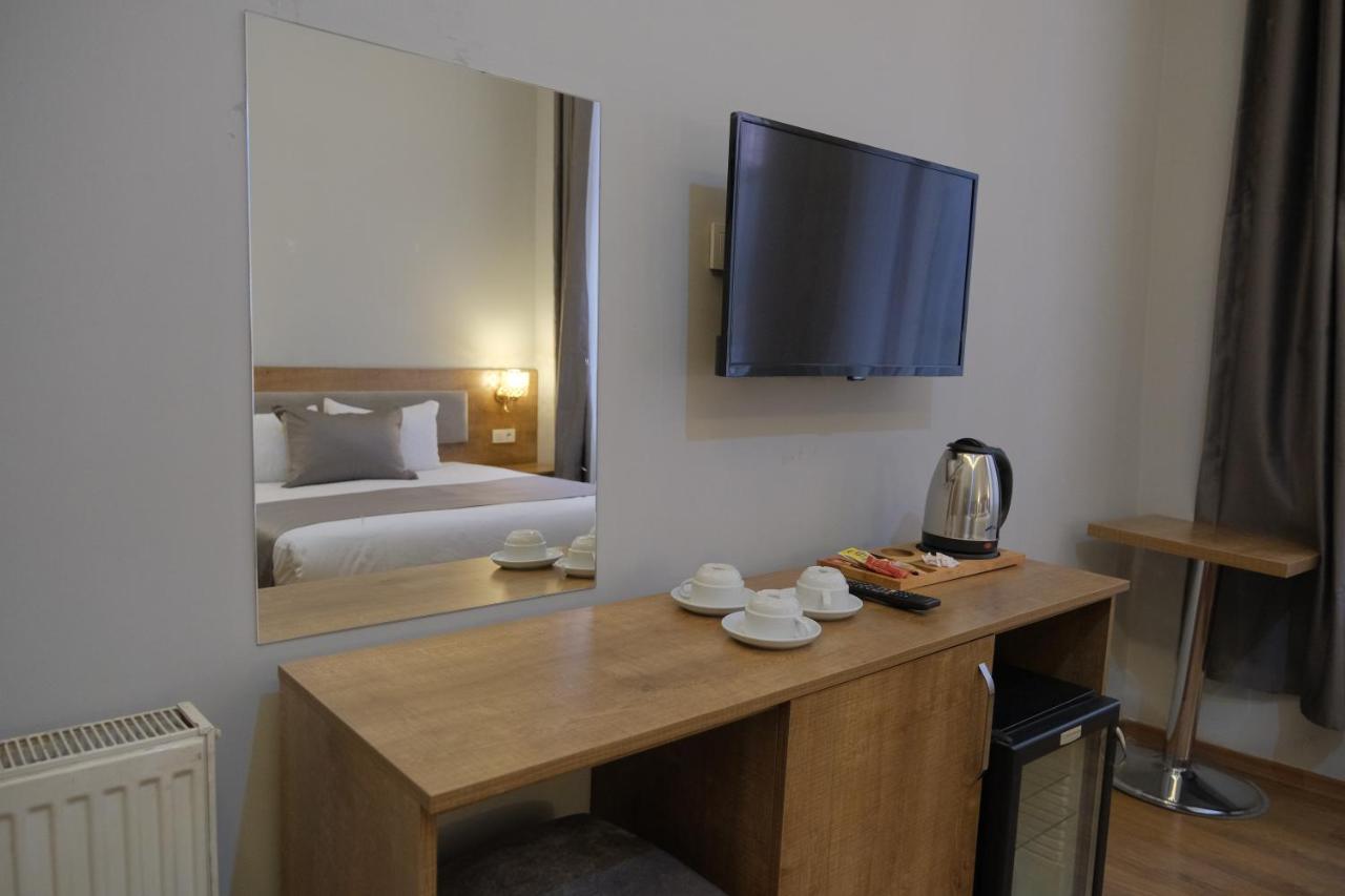 Adamantides Hotel Isztambul Kültér fotó